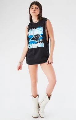 FURST OF A KIND VINTAGE CHAIN TRIM SLEEVELESS TEE