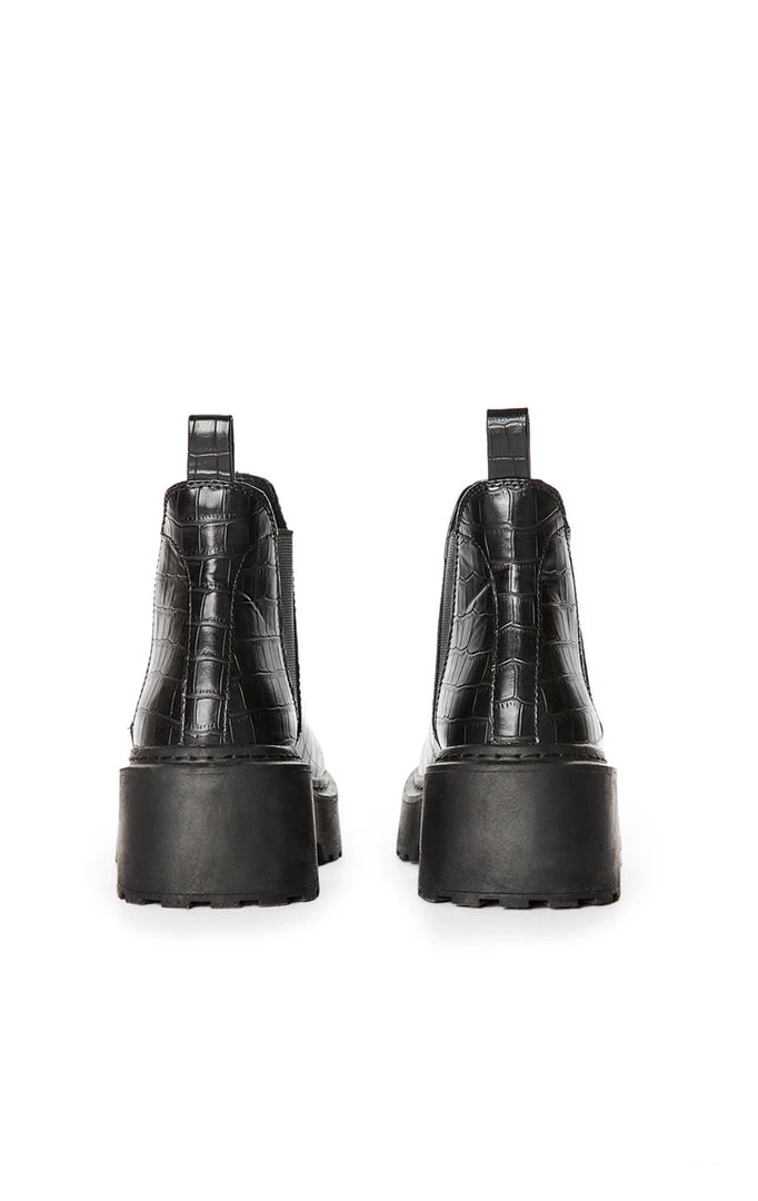 STEVE MADDEN SHADOW CROCODILE CHELSEA BOOT SALE 6 STEVE MADDEN SHADOW CROCODILE CHELSEA BOOT SALE