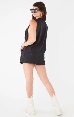 FURST OF A KIND FESTIVAL VINTAGE CURVED SAFETY PIN SLEEVELESS TEE