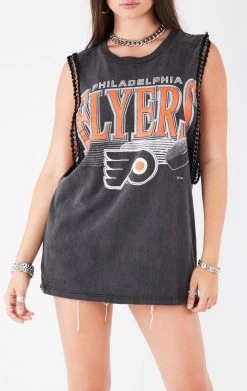 FURST OF A KIND VINTAGE CHAINS VINTAGE CHAIN TRIM SLEEVELESS TEE