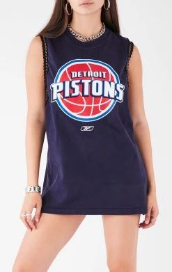 FURST OF A KIND VINTAGE CHAIN TRIM SLEEVELESS TEE