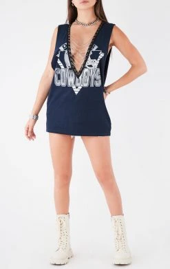 FURST OF A KIND VINTAGE DEEP V CHAIN SLEEVELESS TEE