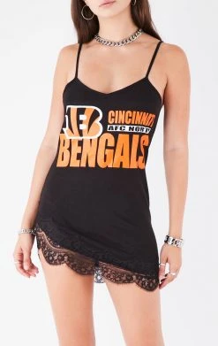 FURST OF A KIND VINTAGE LACE TRIM DRESS