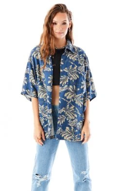 FURST OF A KIND VINTAGE HARLEY HAWAIIAN TOP