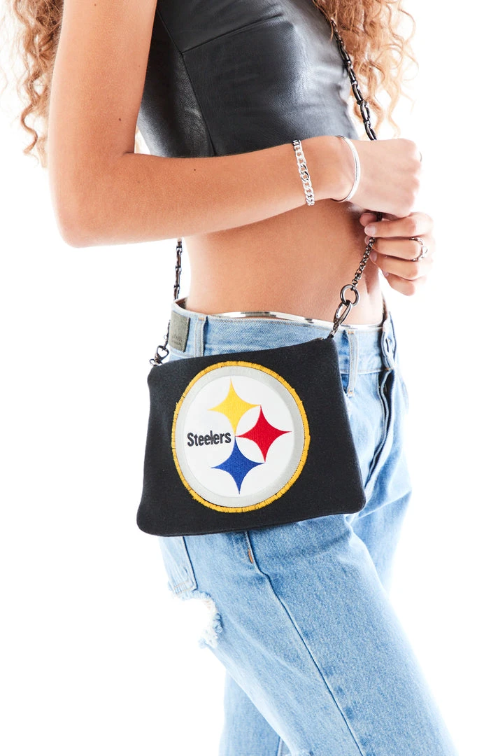 FURST OF A KIND VINTAGE REWORKED PURSE 7 FURST OF A KIND VINTAGE REWORKED PURSE